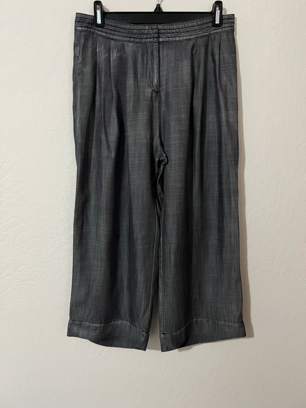 Mo:Vint NY, Women’s Gaucho Style Crop Pants in Charcoal Gray